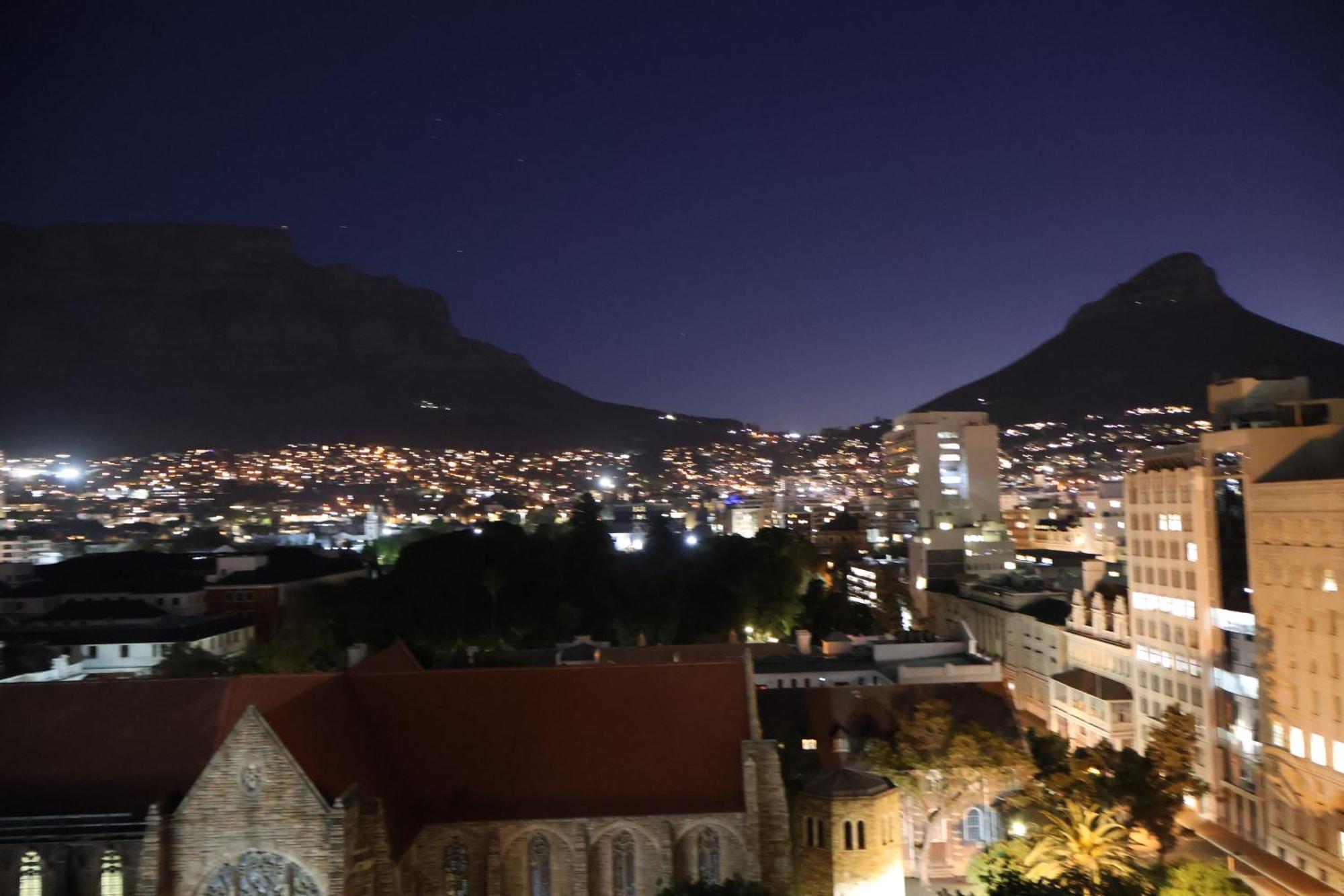 Luxury Residence At Taj Cape Town - Top Corner Apartment With Balcony - Newly Renovated エクステリア 写真