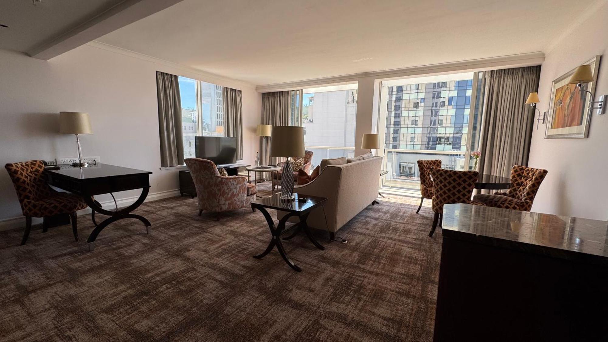 Luxury Residence At Taj Cape Town - Top Corner Apartment With Balcony - Newly Renovated エクステリア 写真