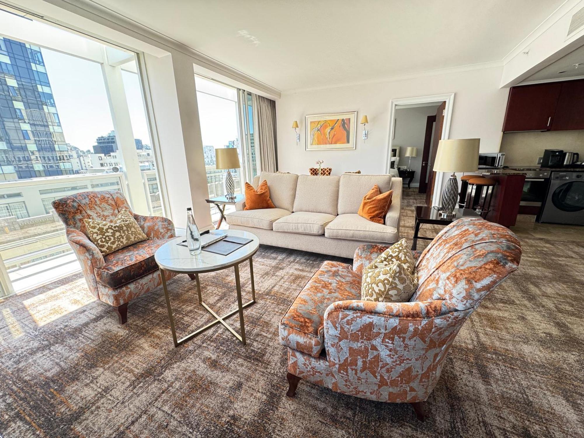 Luxury Residence At Taj Cape Town - Top Corner Apartment With Balcony - Newly Renovated エクステリア 写真